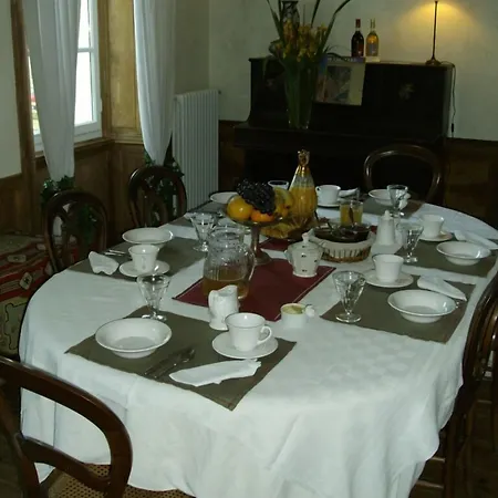 D'hotes - Domaine De Berthegille Ξενοδοχείο *